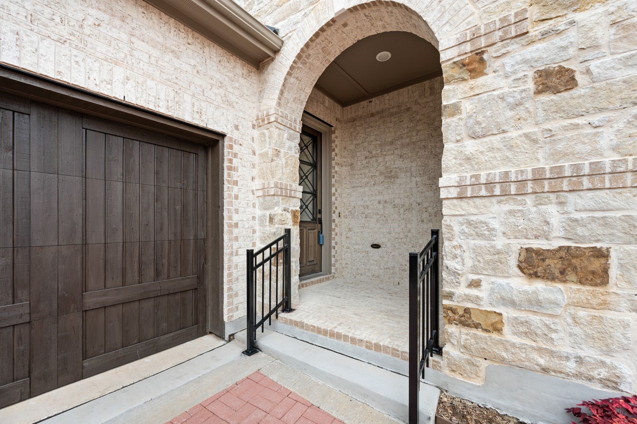 4821 Forest Crest Parkway