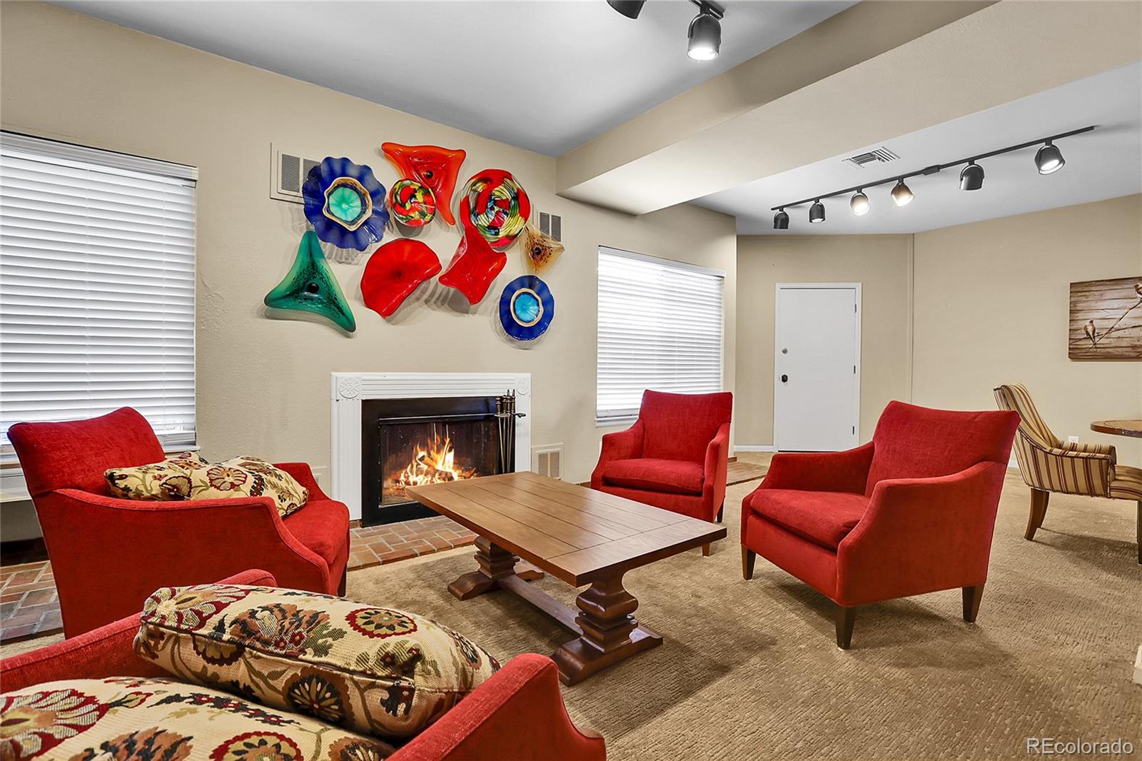2301 E Fremont Avenue Unit: U05