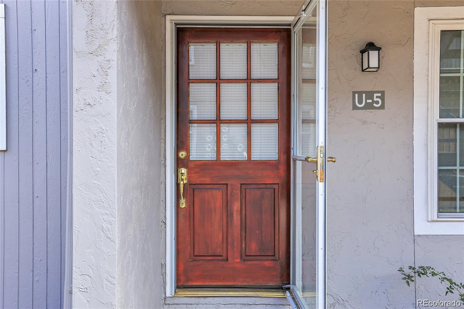 2301 E Fremont Avenue Unit: U05