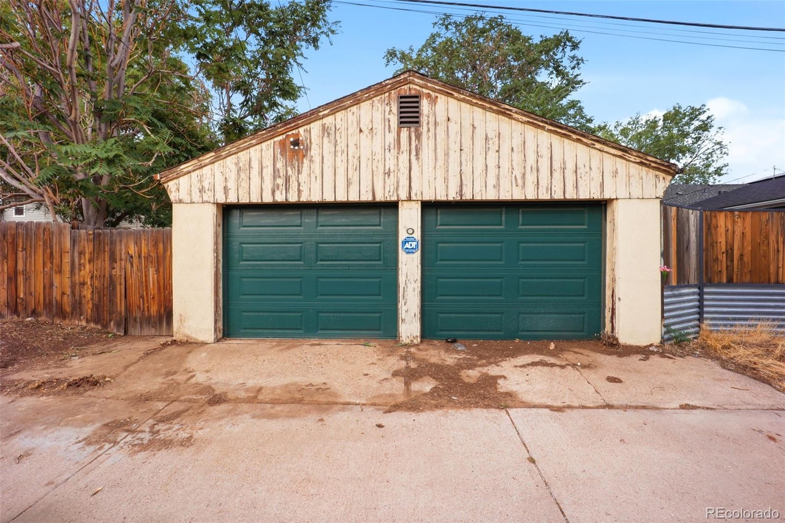 4120 Kalamath Street
