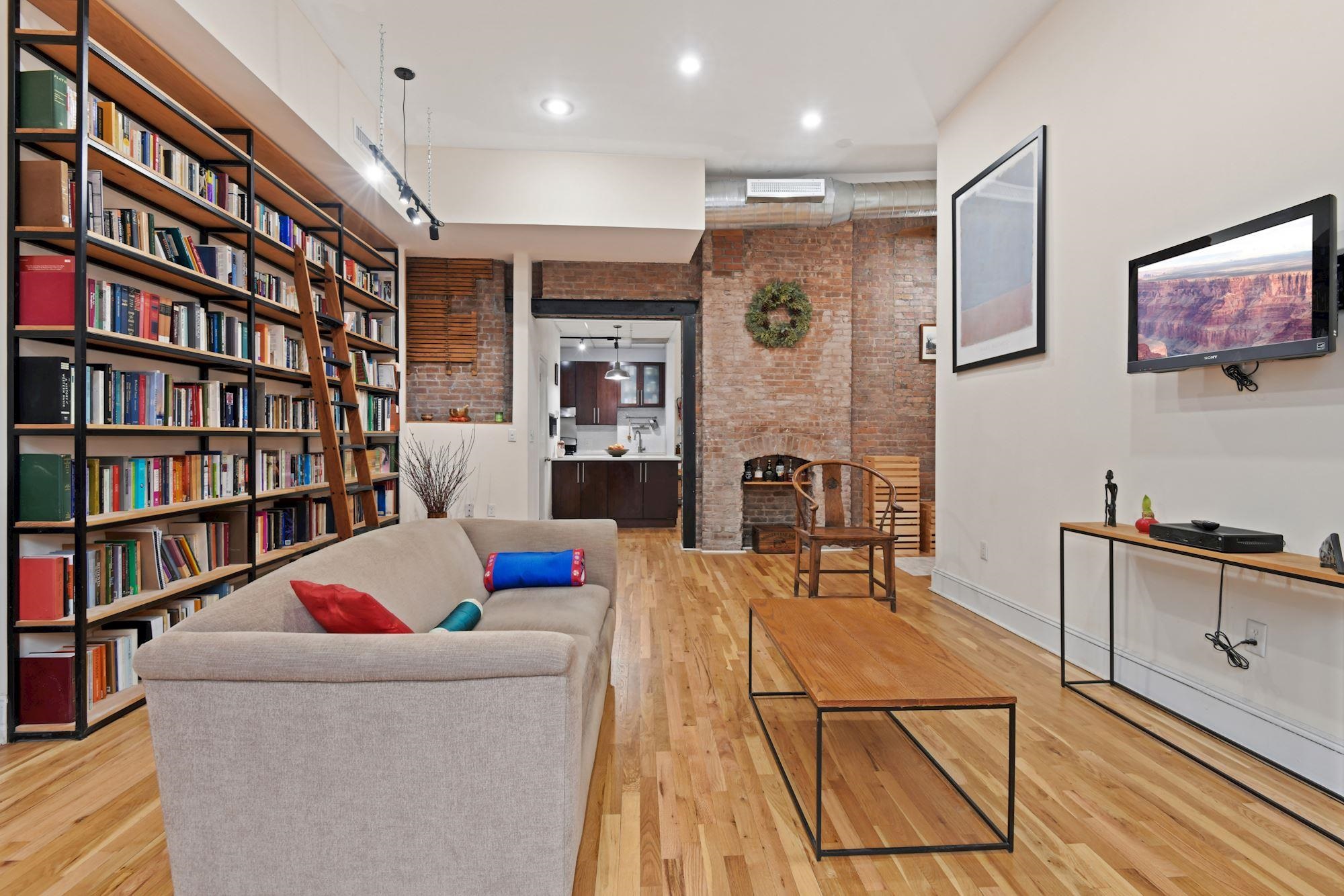 167 WAYNE ST Unit 308T