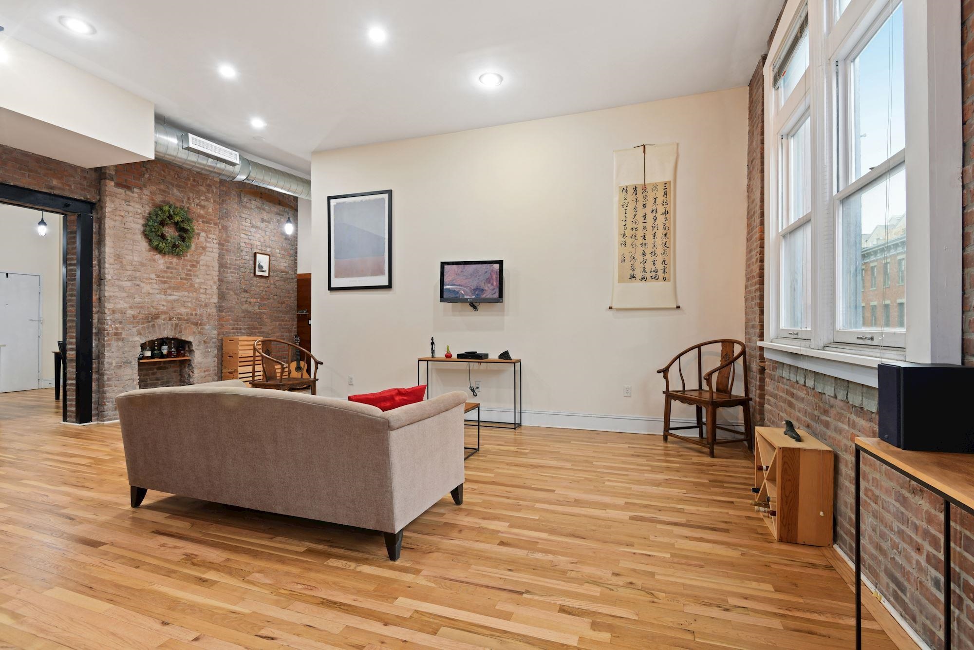 167 WAYNE ST Unit 308T