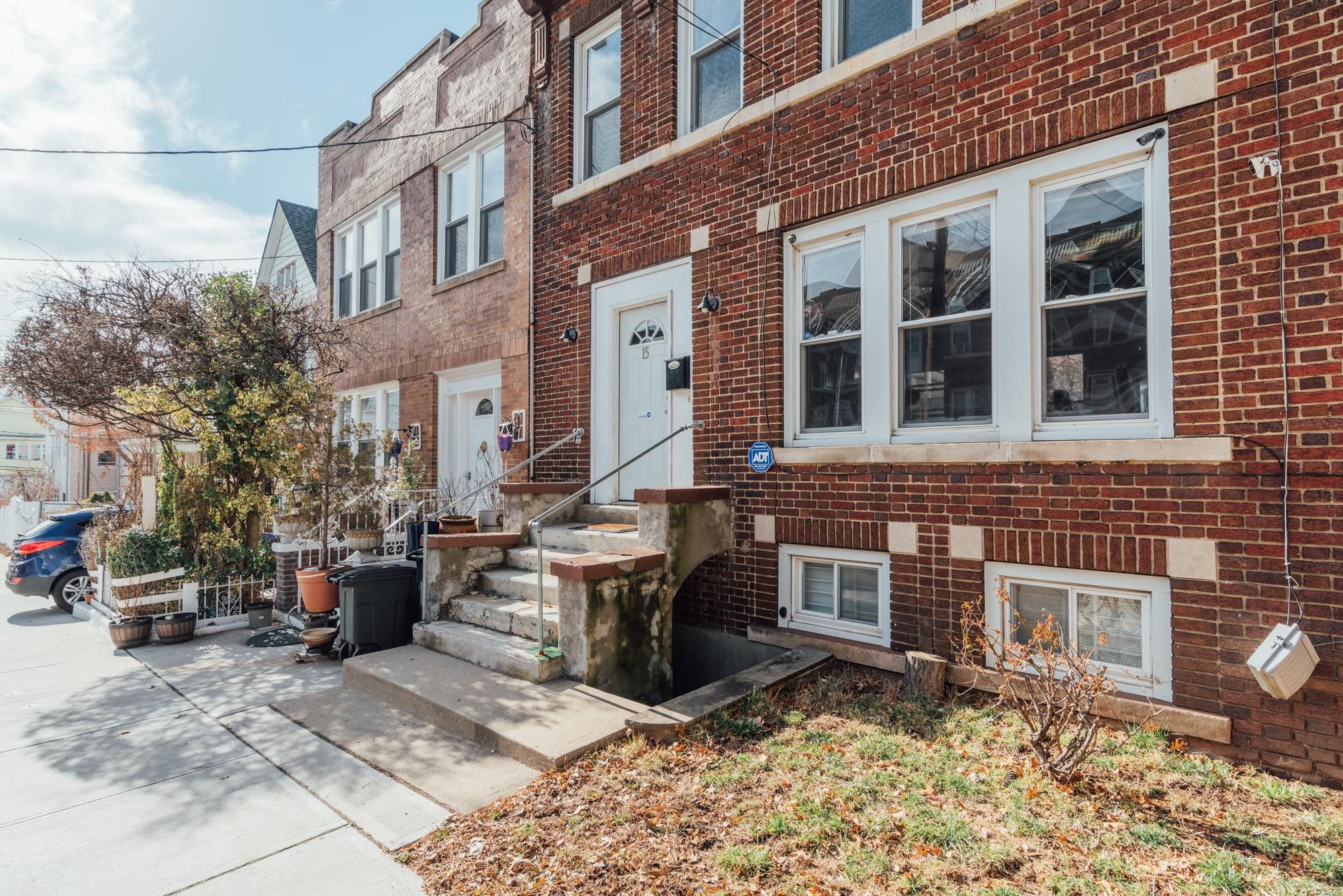 15 VIRGINIA TERRACE WEST