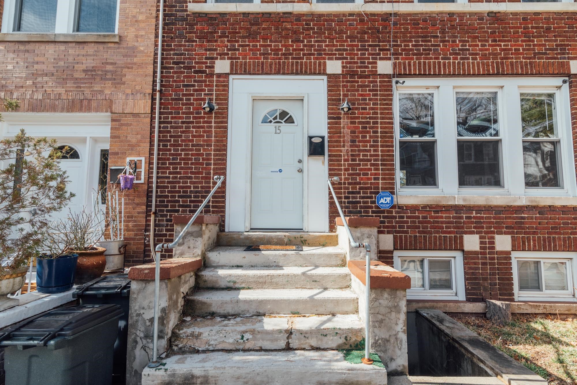 15 VIRGINIA TERRACE WEST