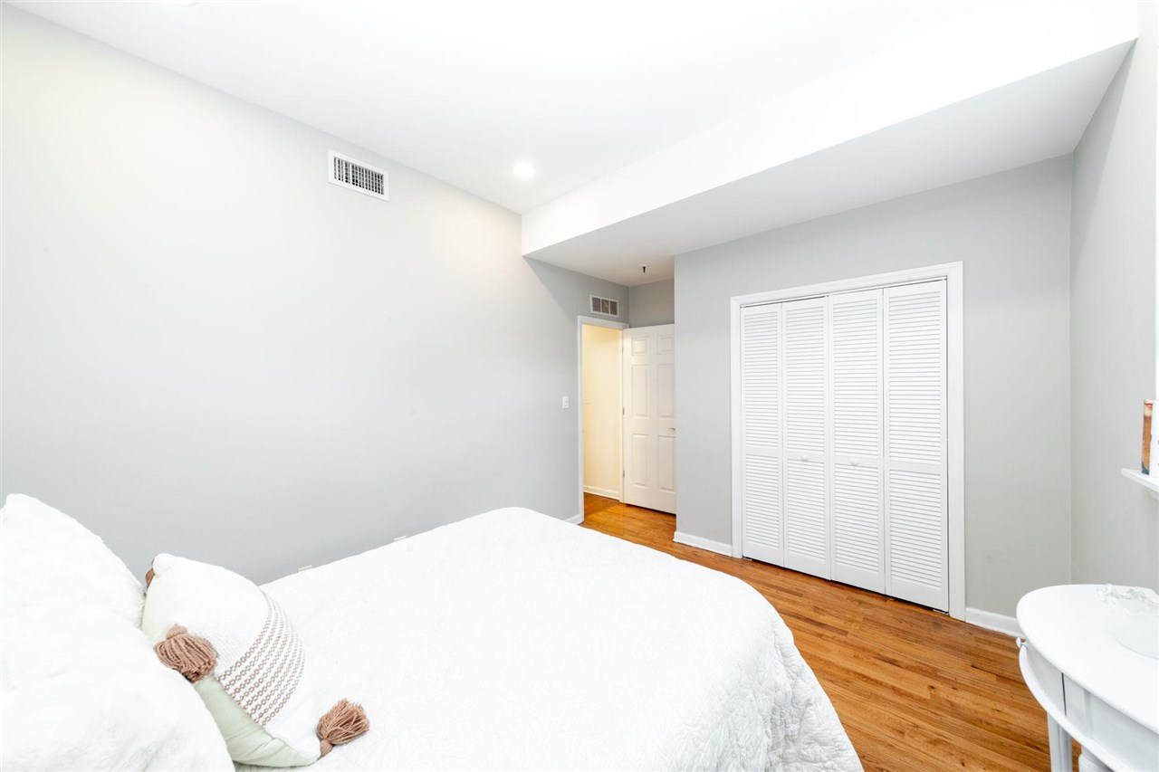 357 VARICK ST Unit 428