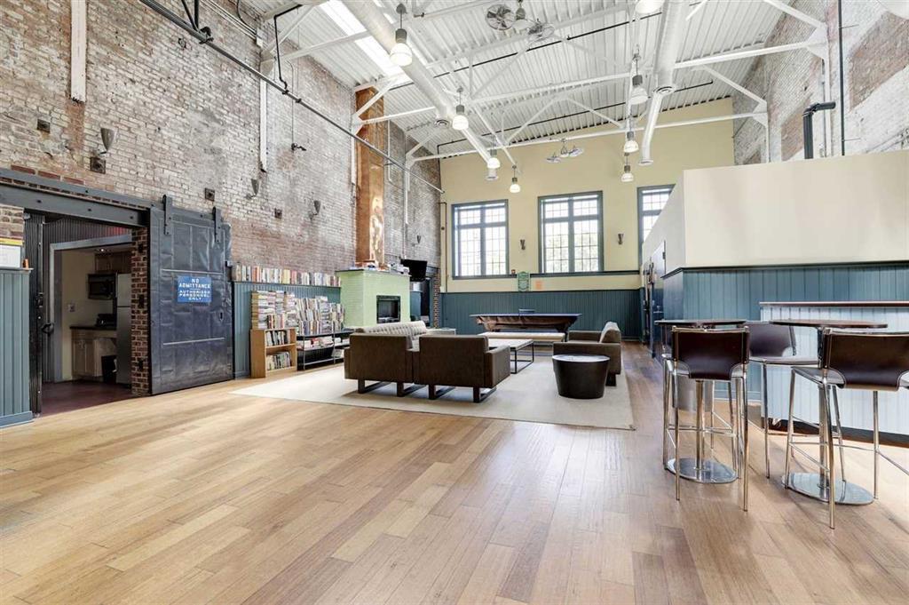 357 VARICK ST Unit 428