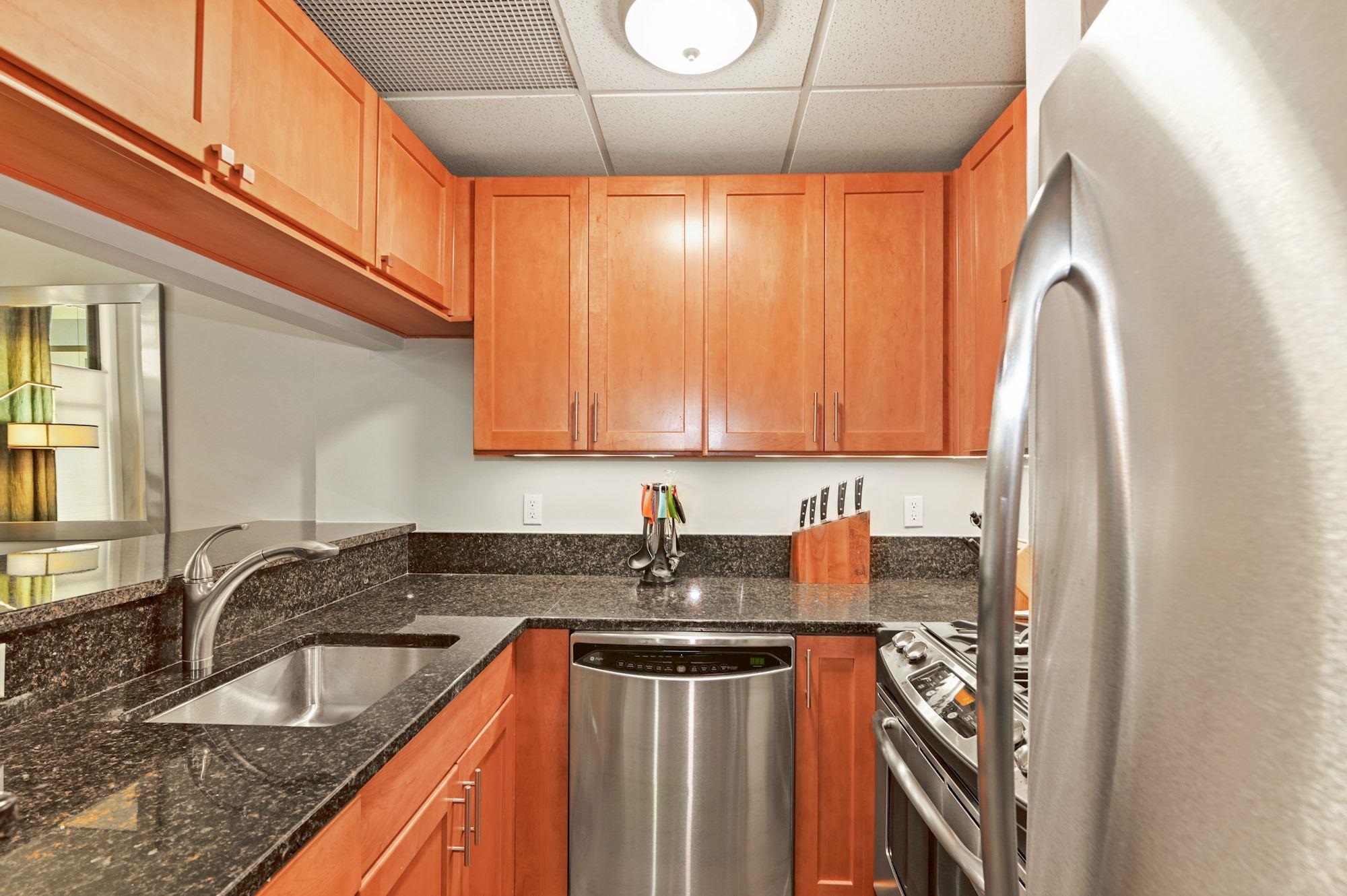 187 WAYNE ST Unit 308C