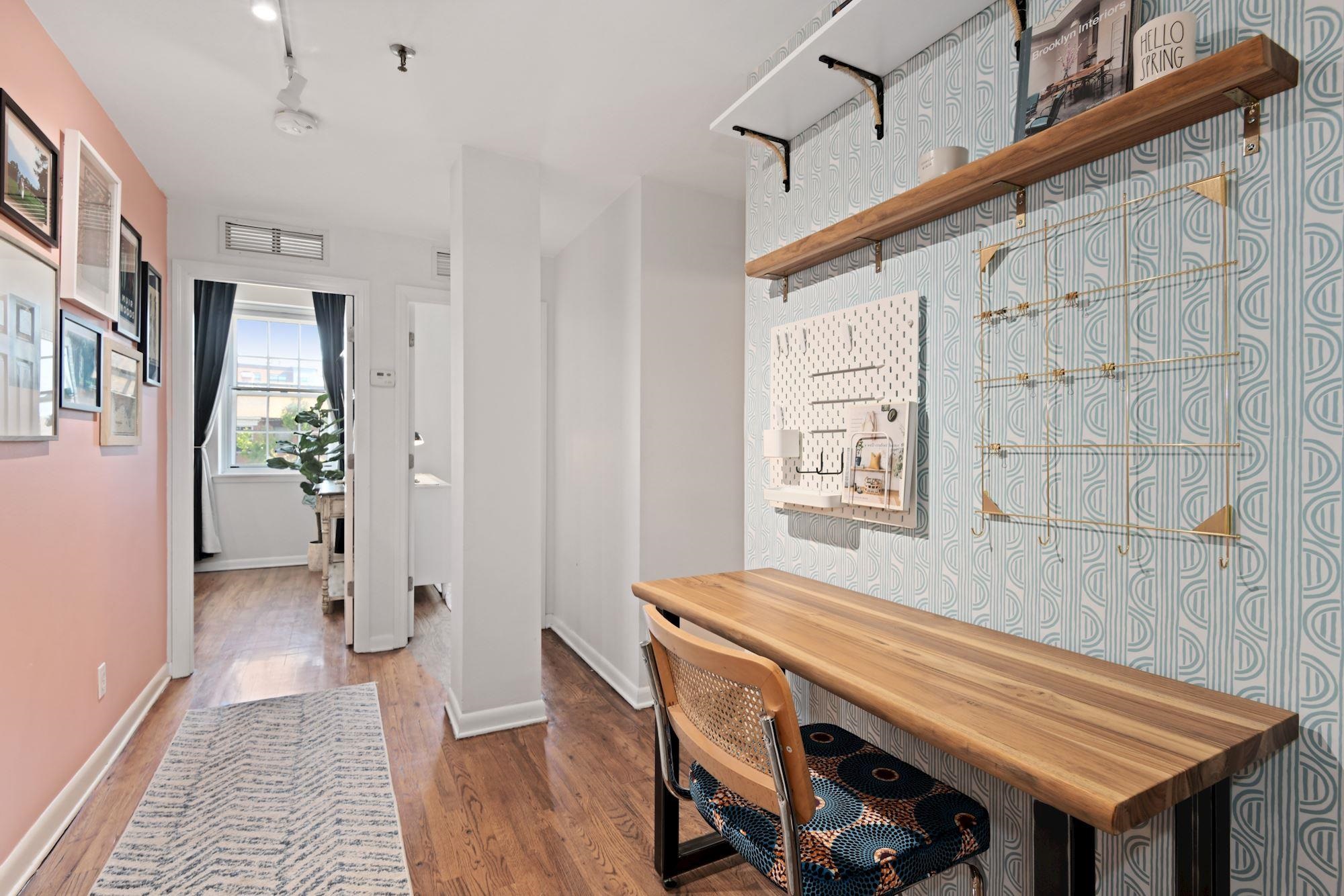 227 CHRISTOPHER COLUMBUS DR Unit 217B