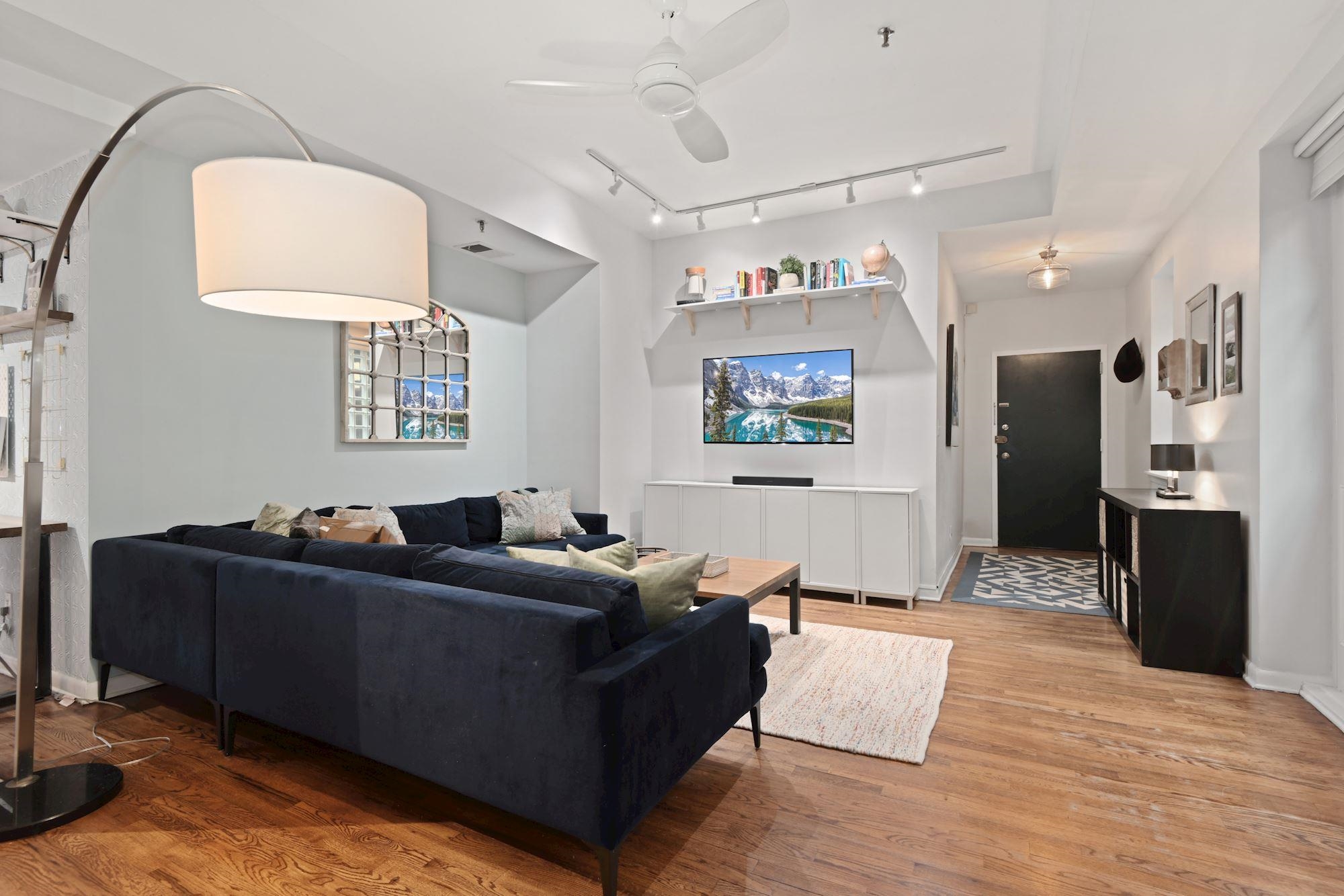 227 CHRISTOPHER COLUMBUS DR Unit 217B
