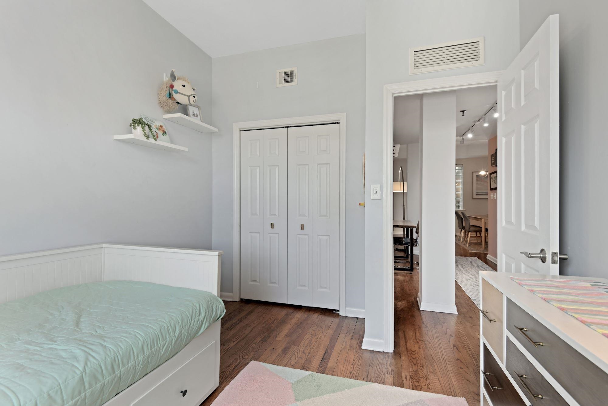 227 CHRISTOPHER COLUMBUS DR Unit 217B
