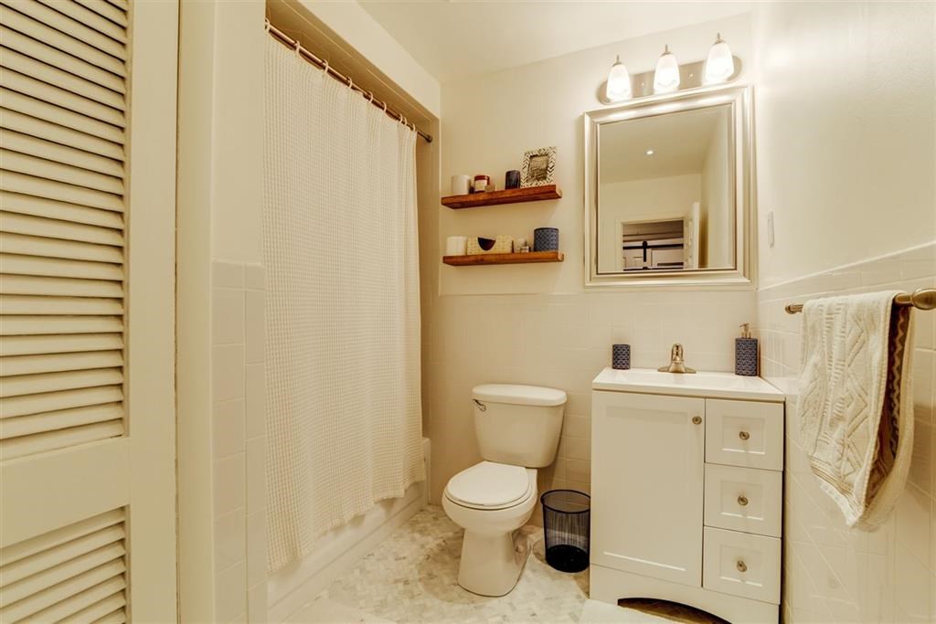 481 JERSEY AVE Unit 4