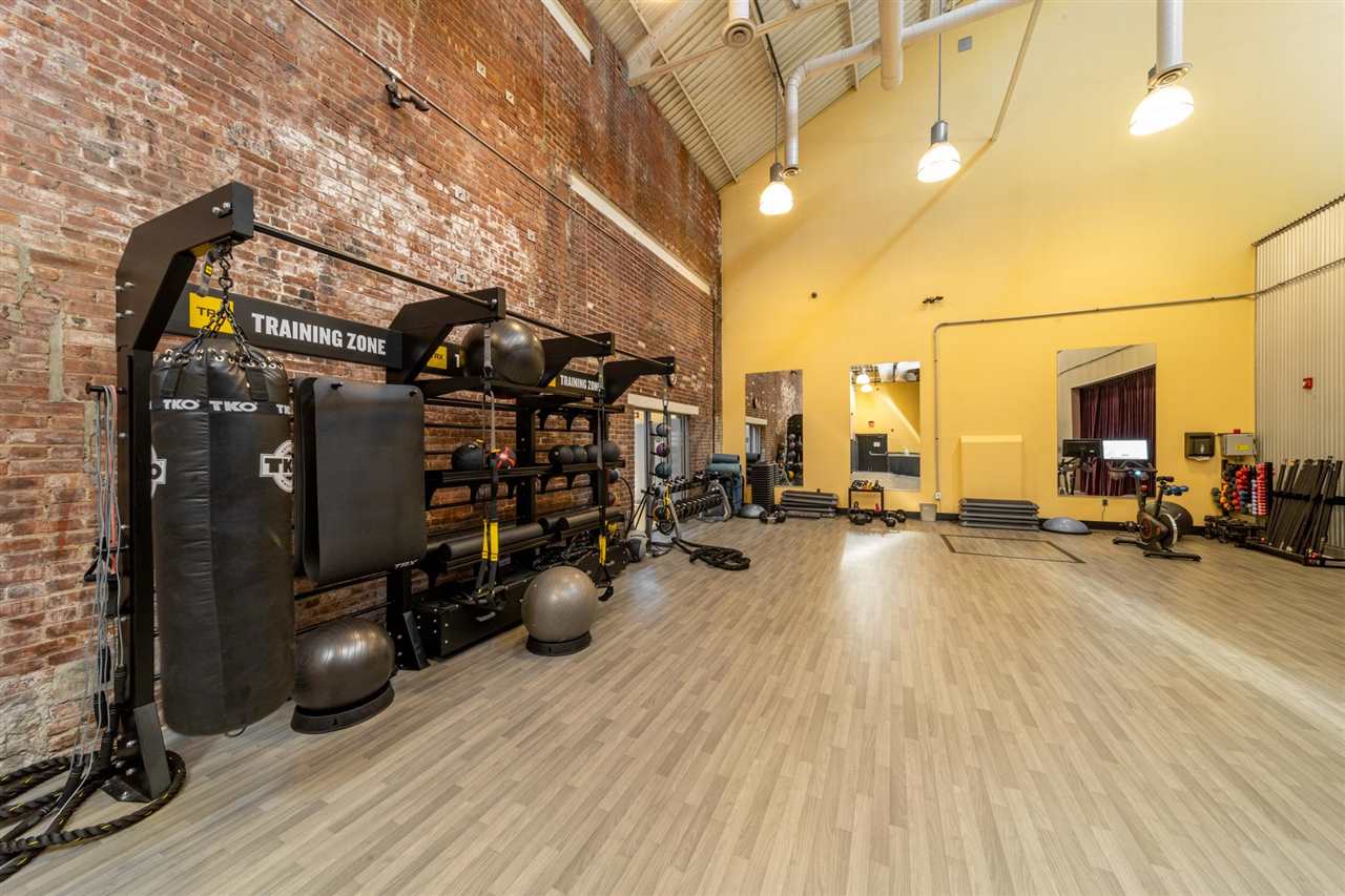 187 WAYNE ST Unit 416C