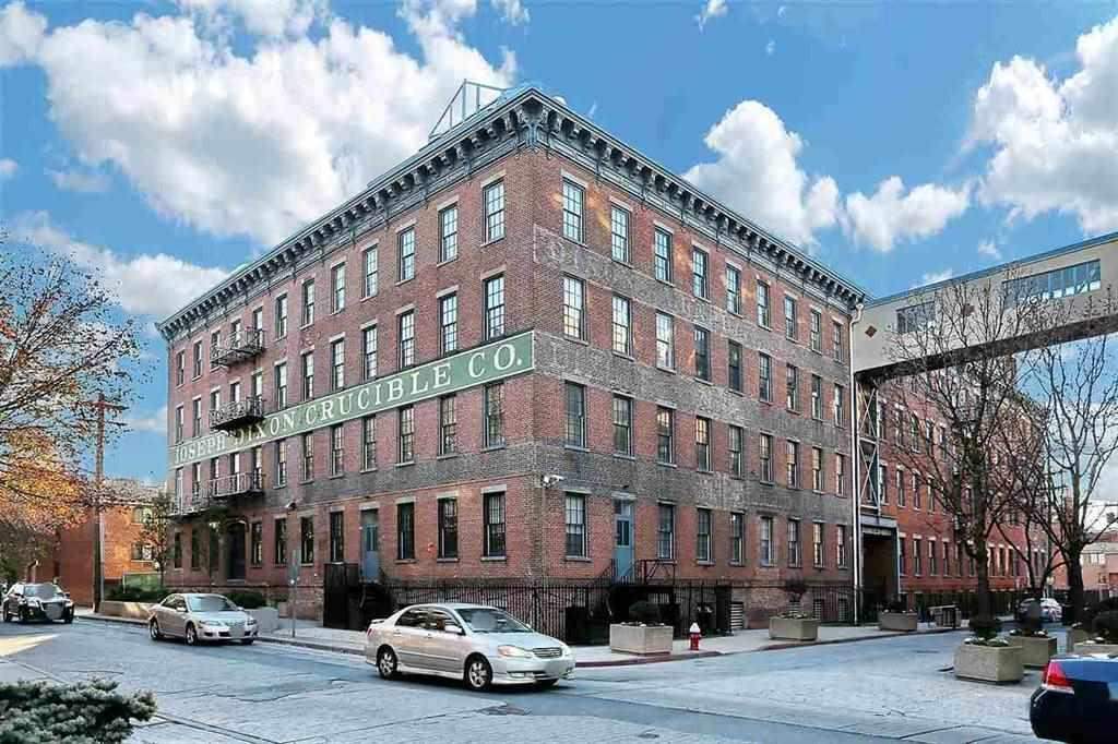187 WAYNE ST Unit 416C