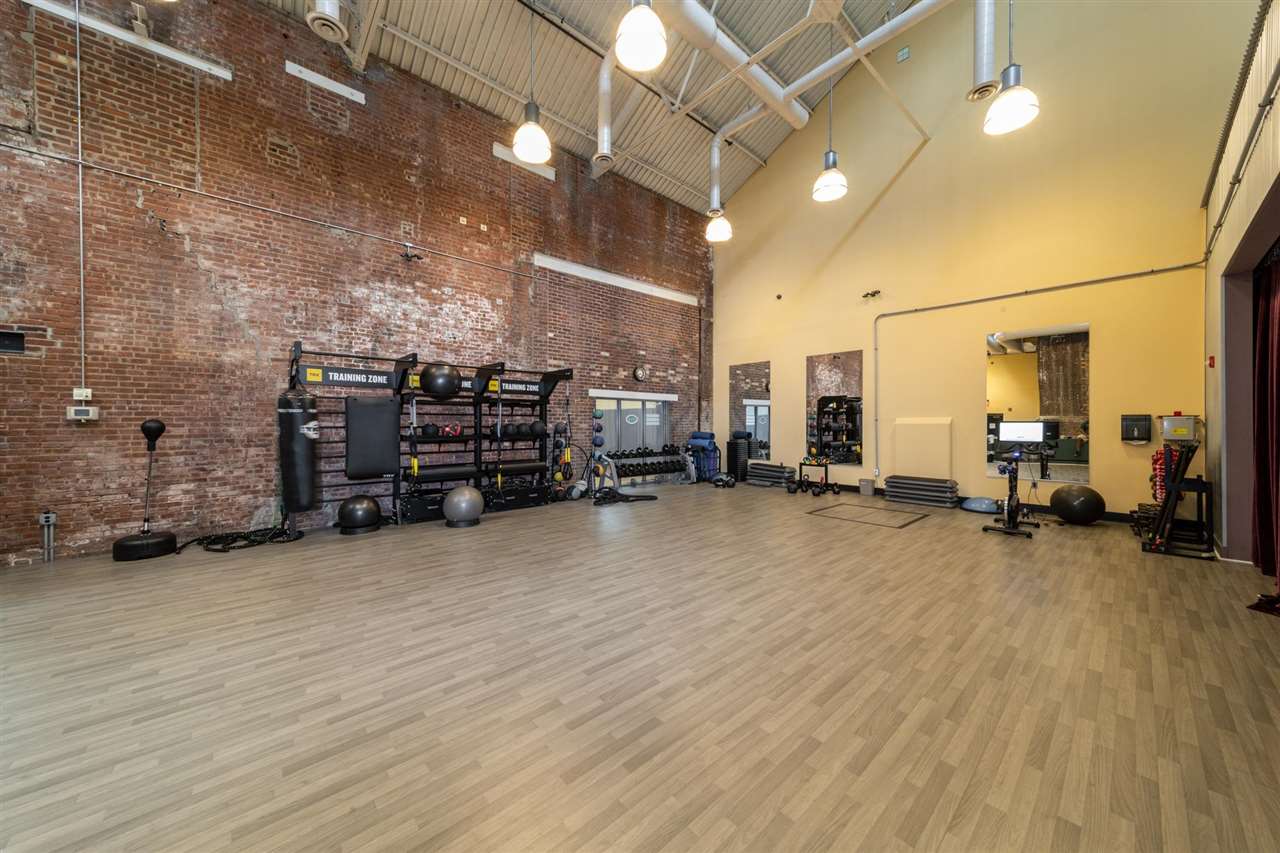 187 WAYNE ST Unit 416C
