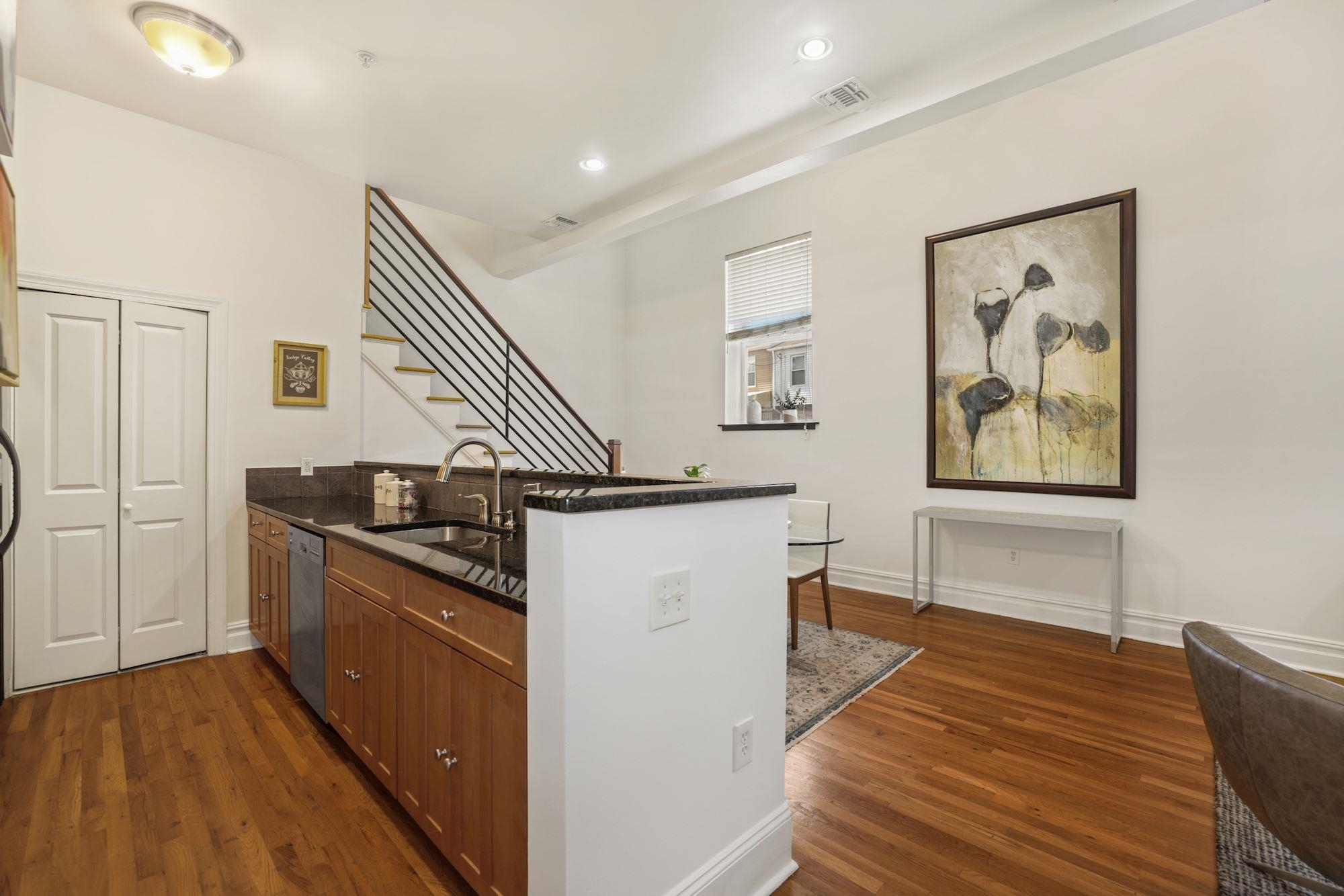 9 COLES ST Unit 7