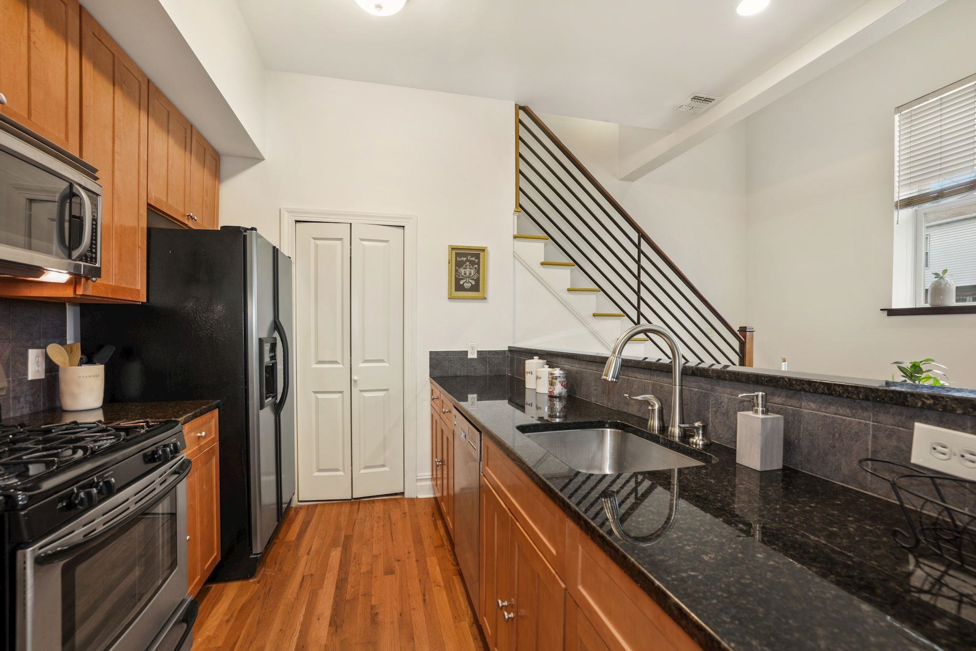 9 COLES ST Unit 7