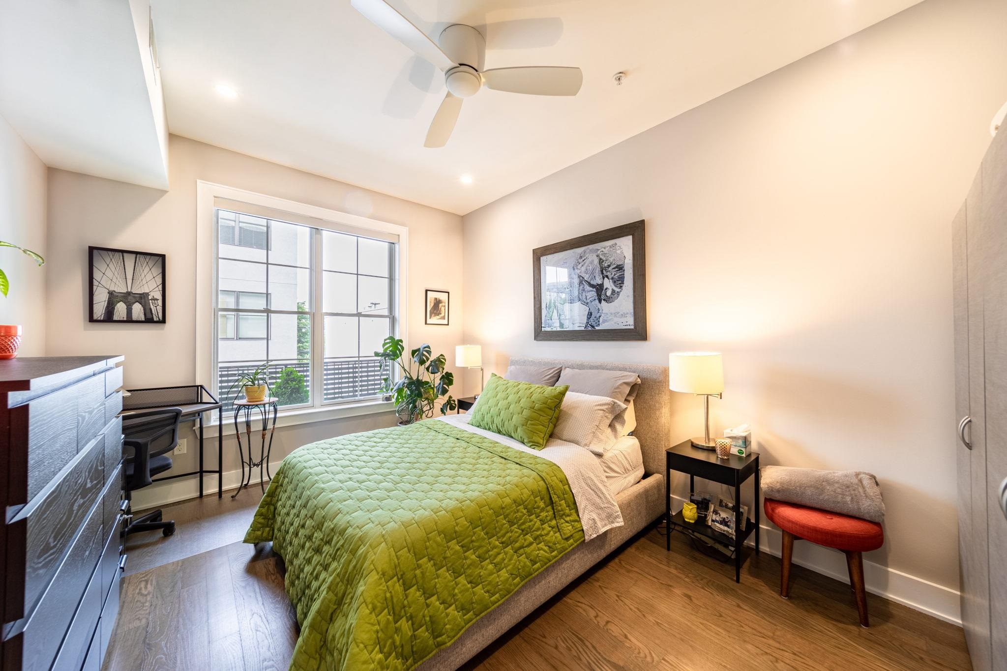 374 7TH ST Unit 302