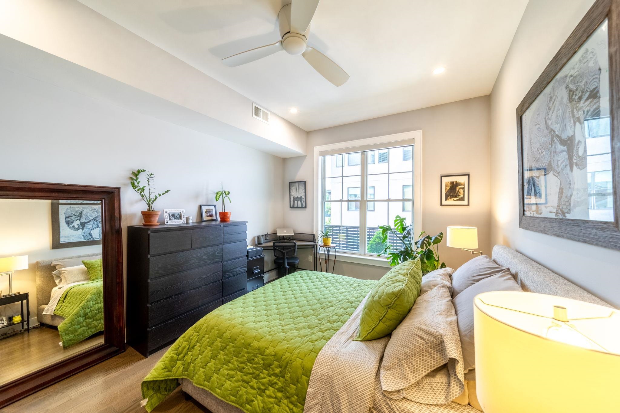 374 7TH ST Unit 302