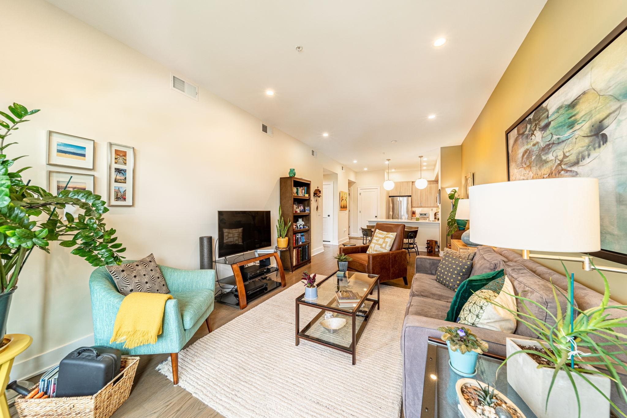 374 7TH ST Unit 302