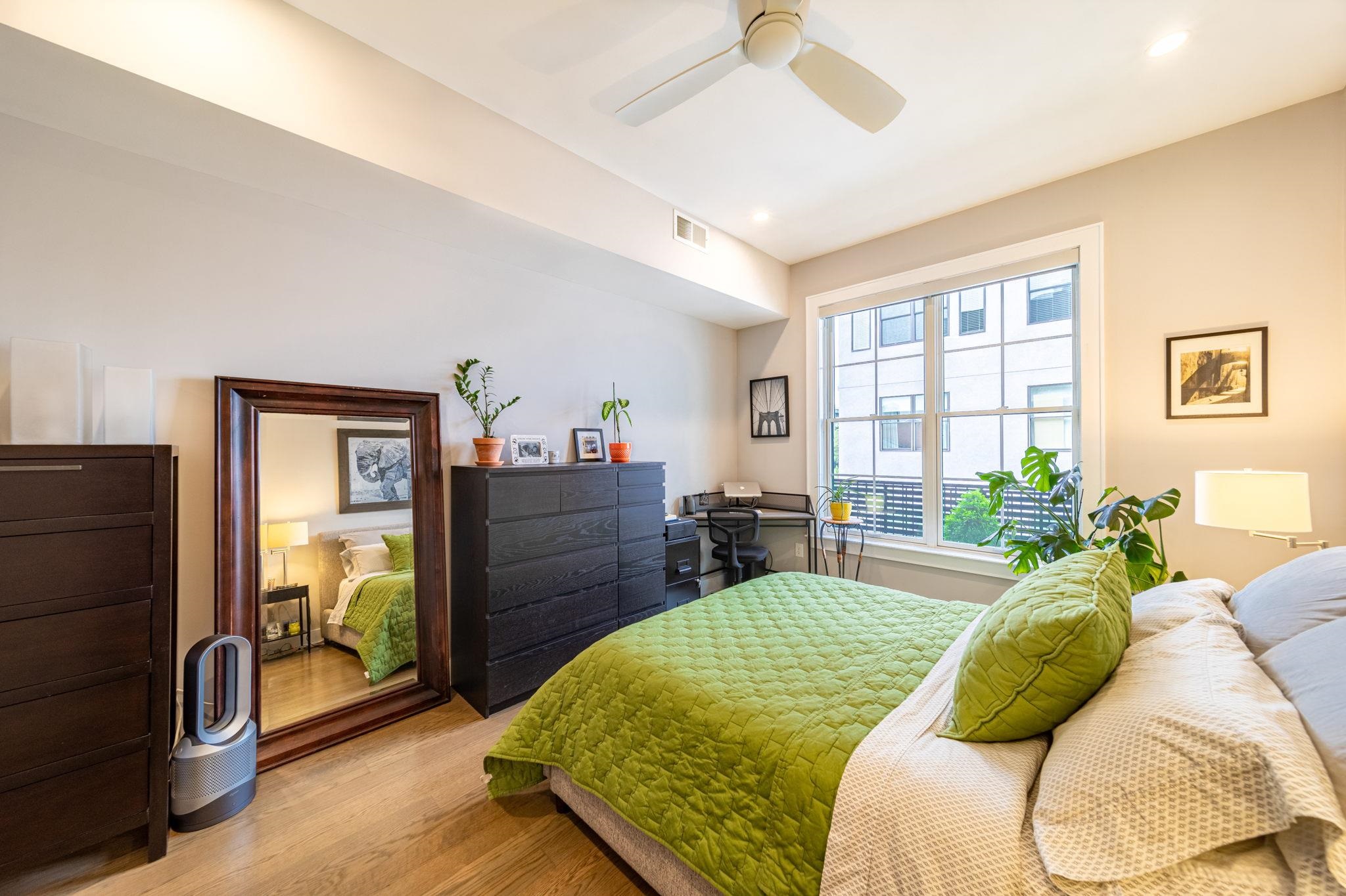 374 7TH ST Unit 302