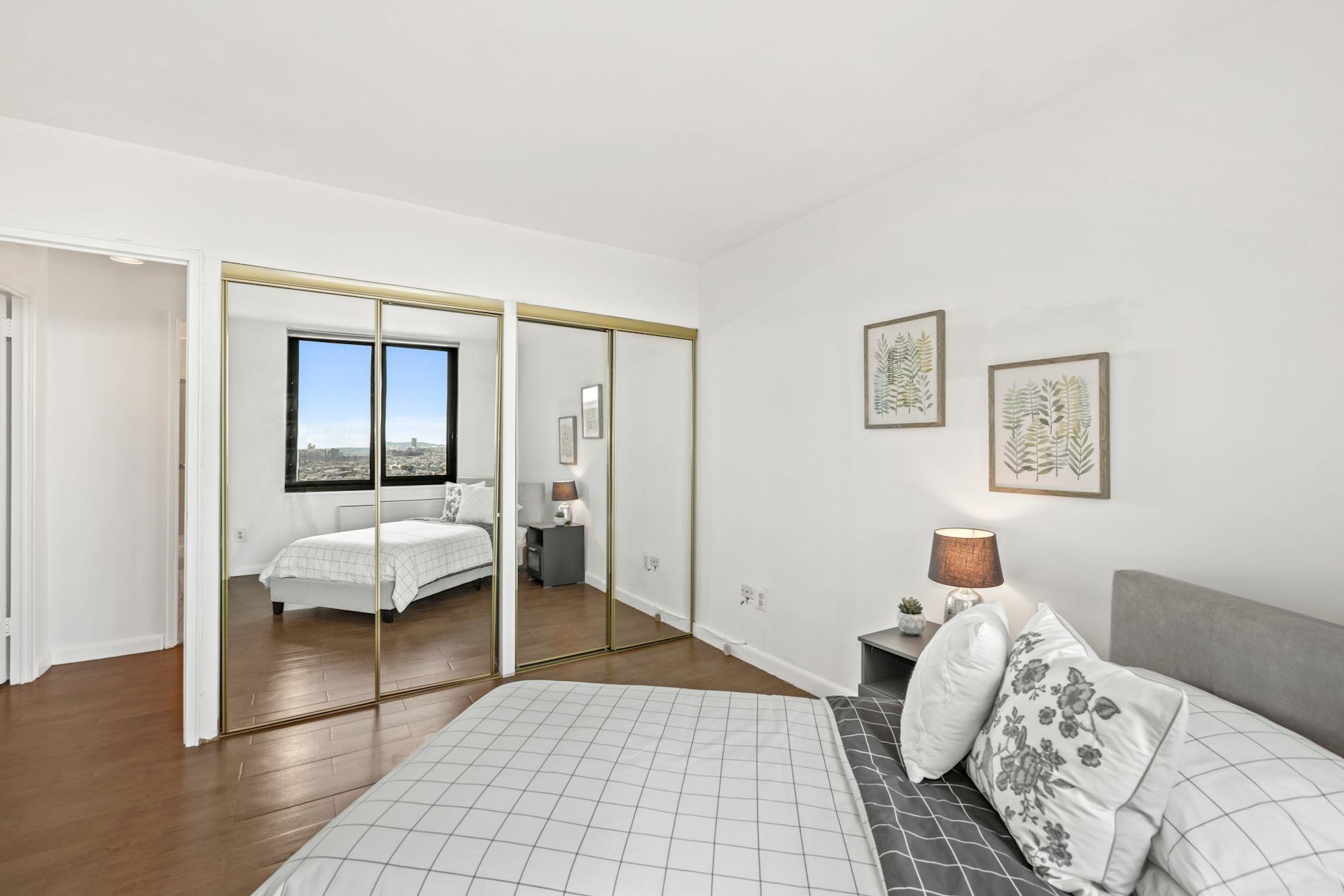 380 MOUNTAIN RD Unit 704