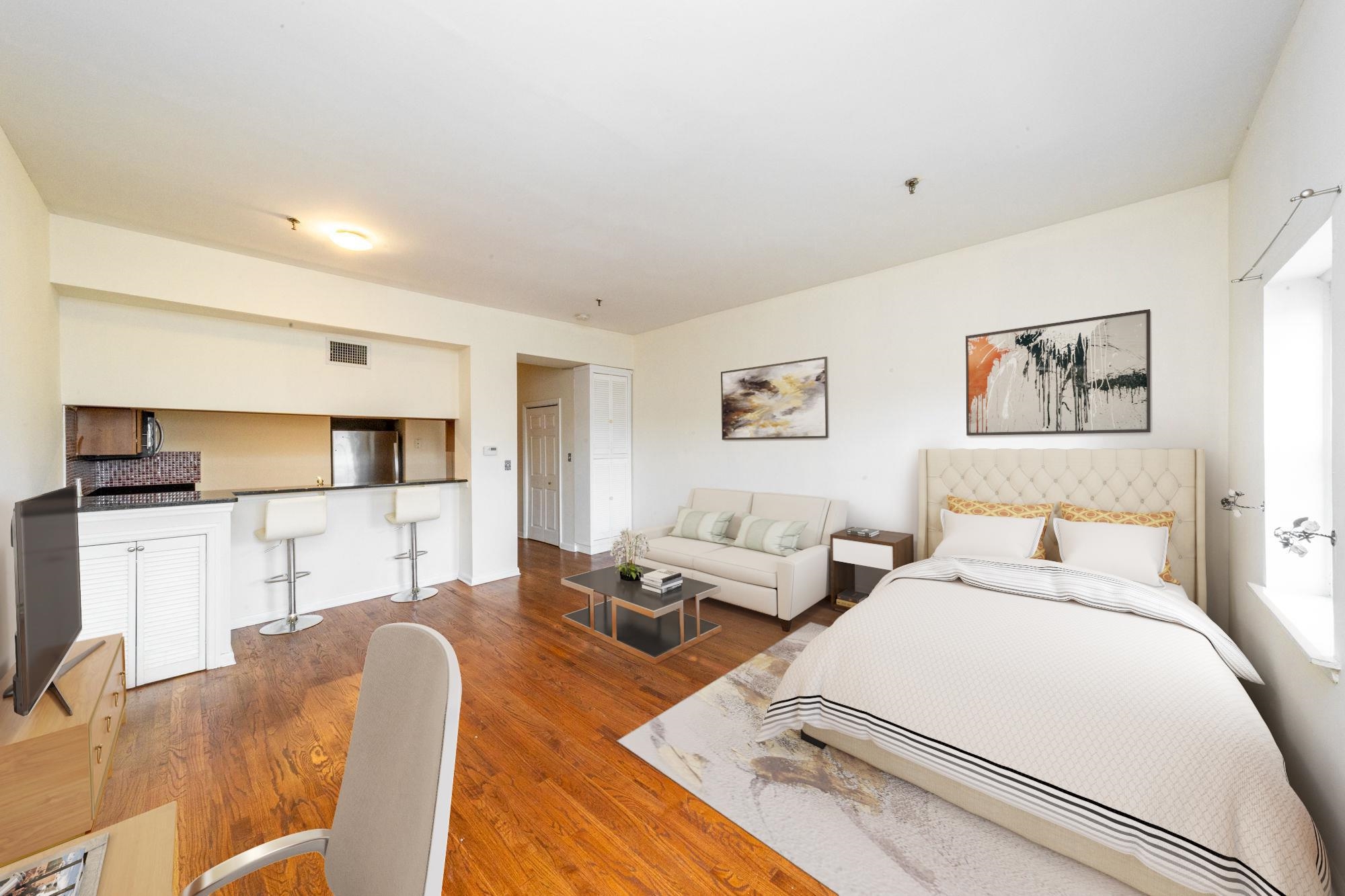 227 CHRISTOPHER COLUMBUS DR Unit 214