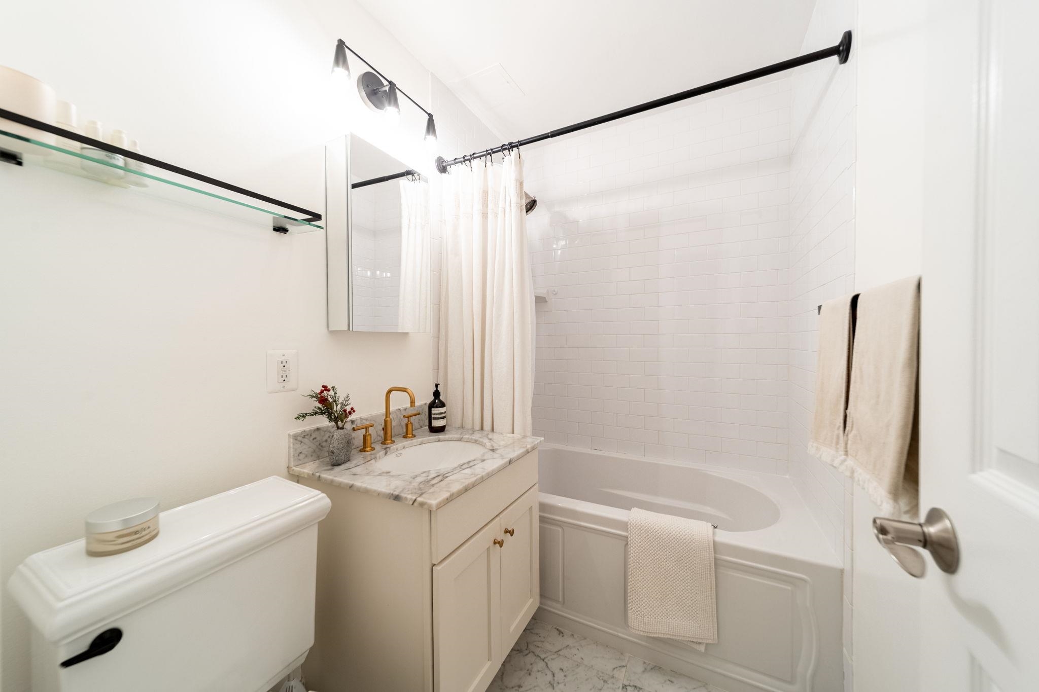 158 WAYNE ST Unit 216A