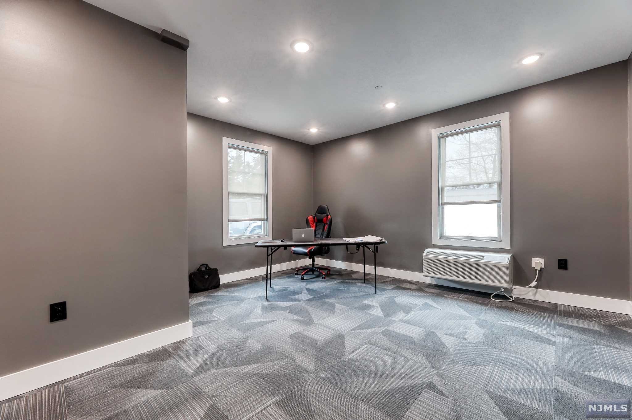 192 Livingston Street 1 - OFFICE