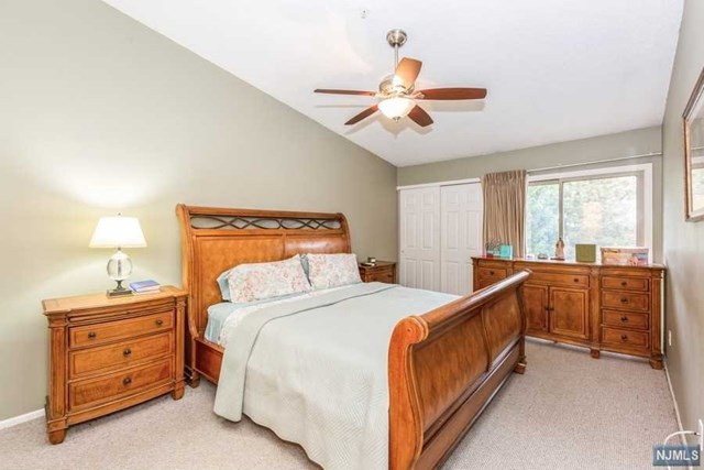 12 Buchanon Court