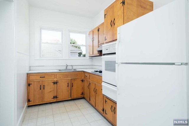 35 Irving Terrace 4
