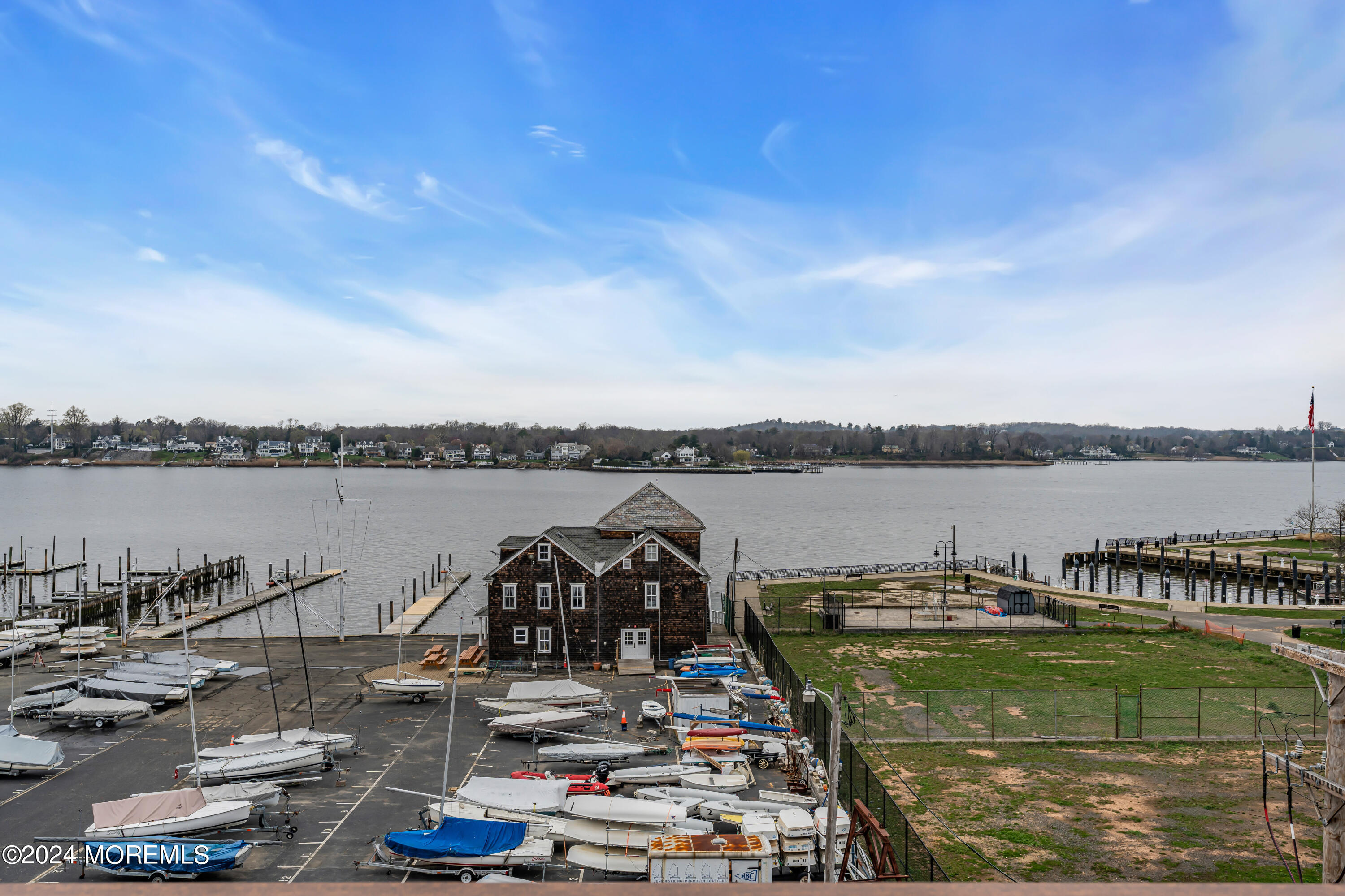 4 Boat Club Court, 2E
