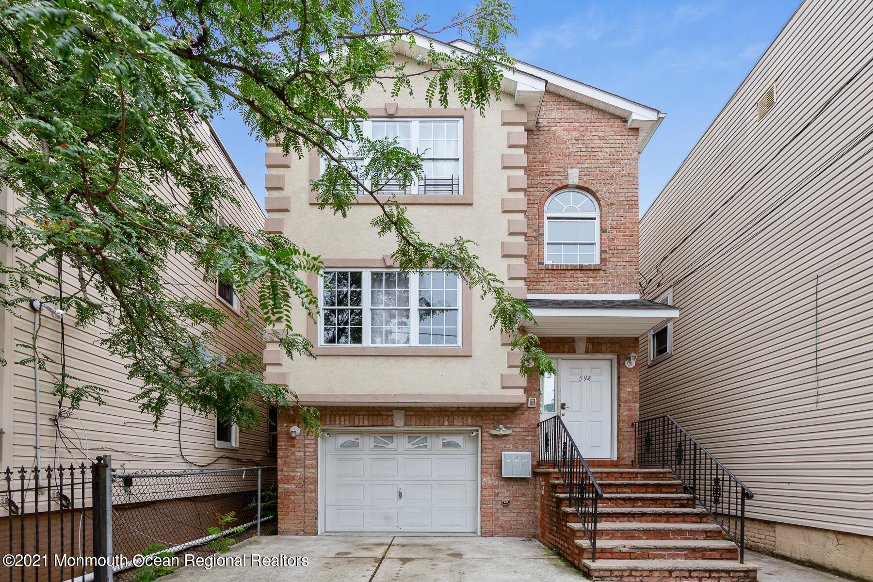 594 S 20th Street