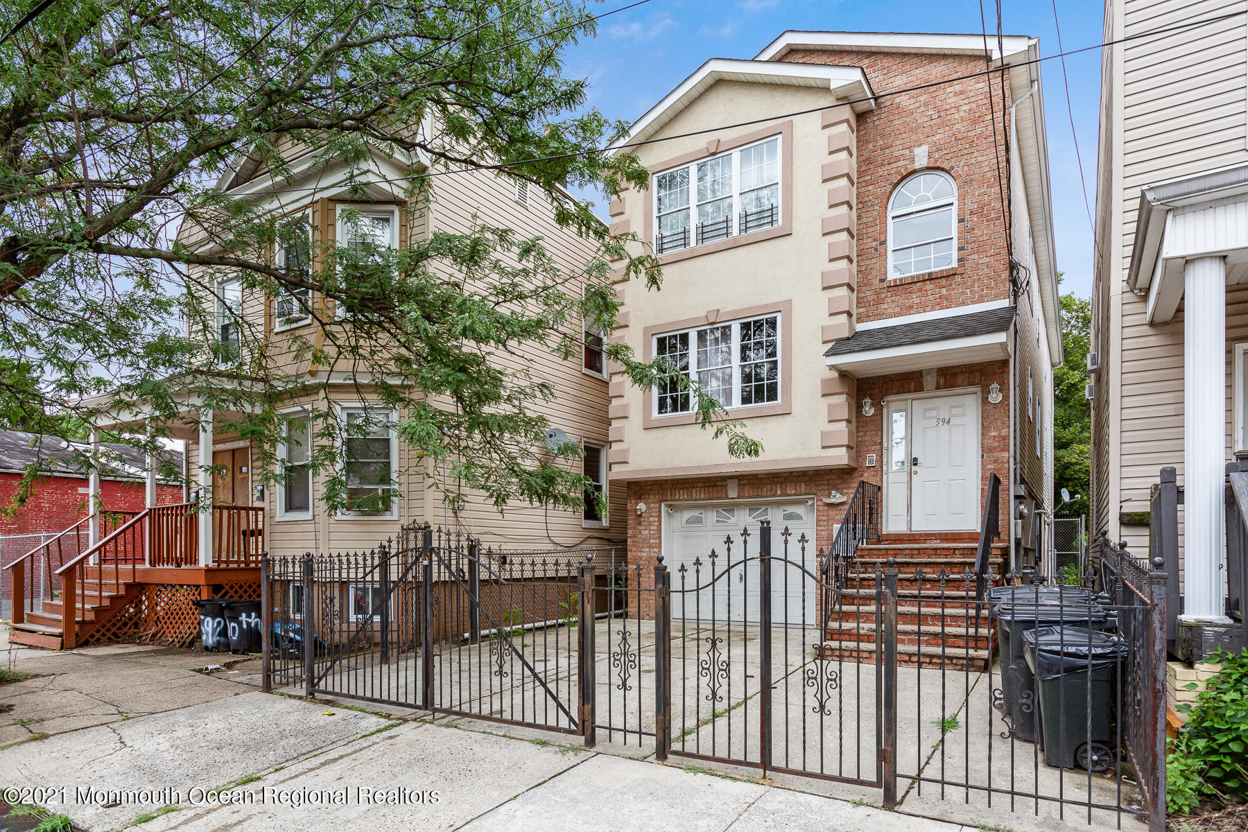 594 S 20th Street