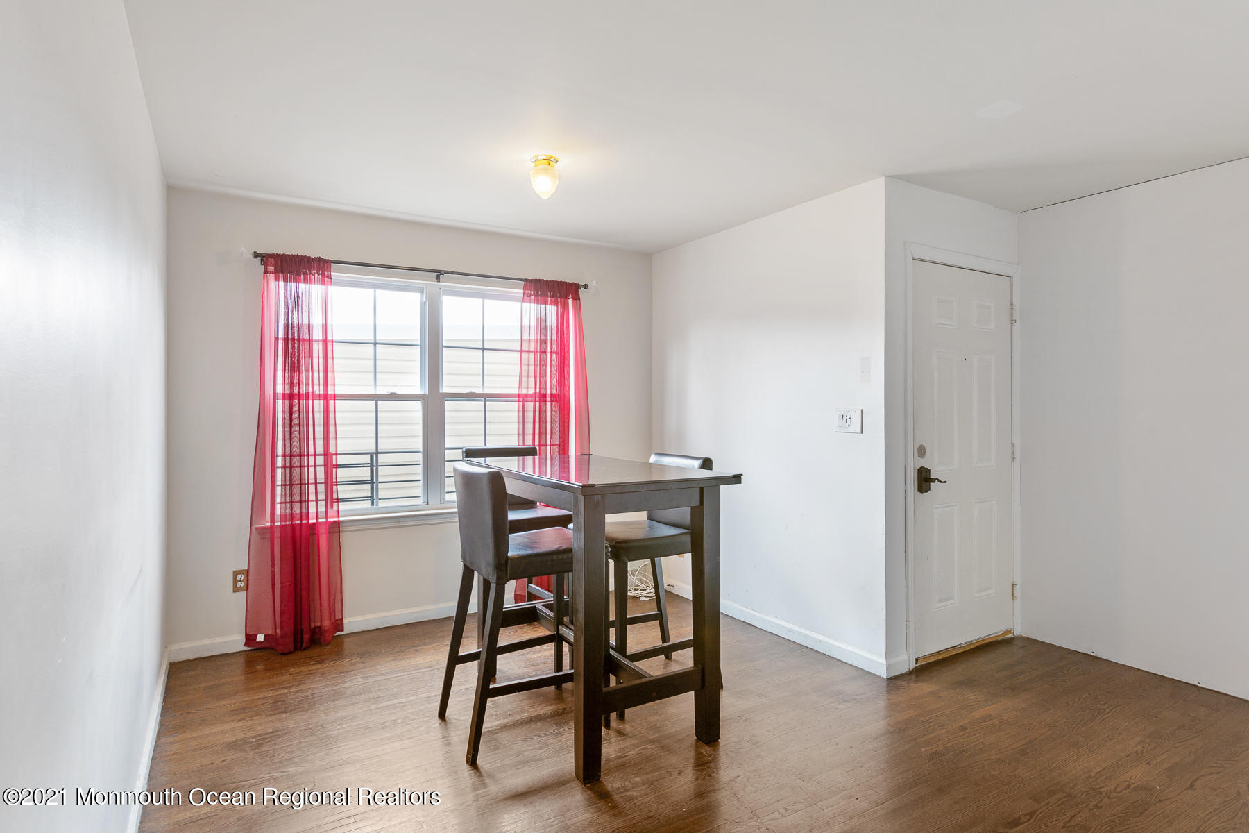 594 S 20th Street