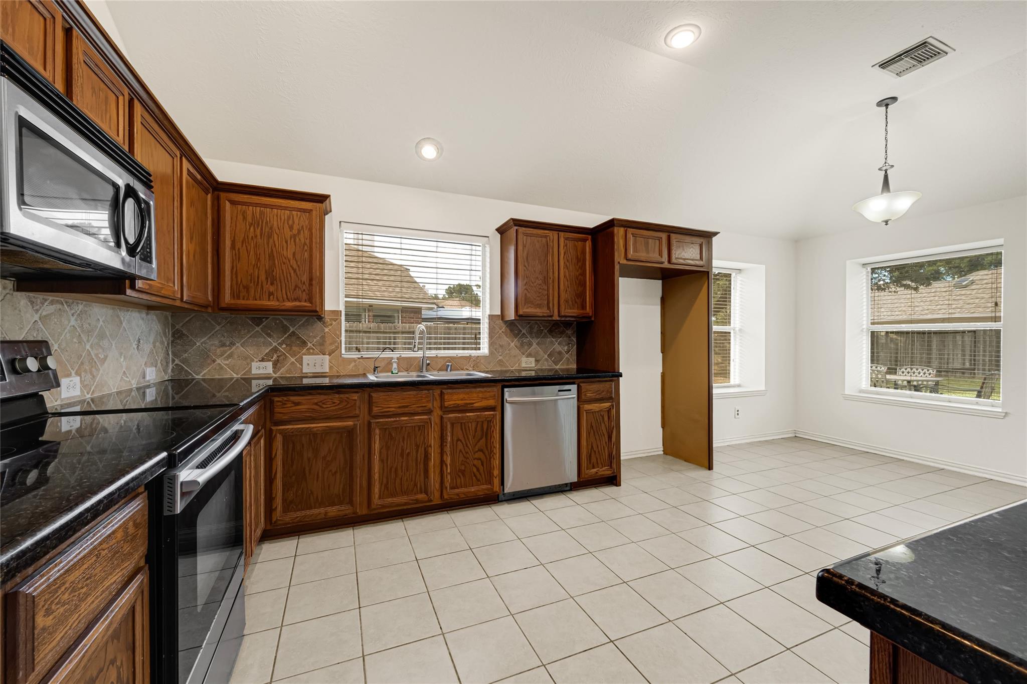 7102 Hollow Field Lane