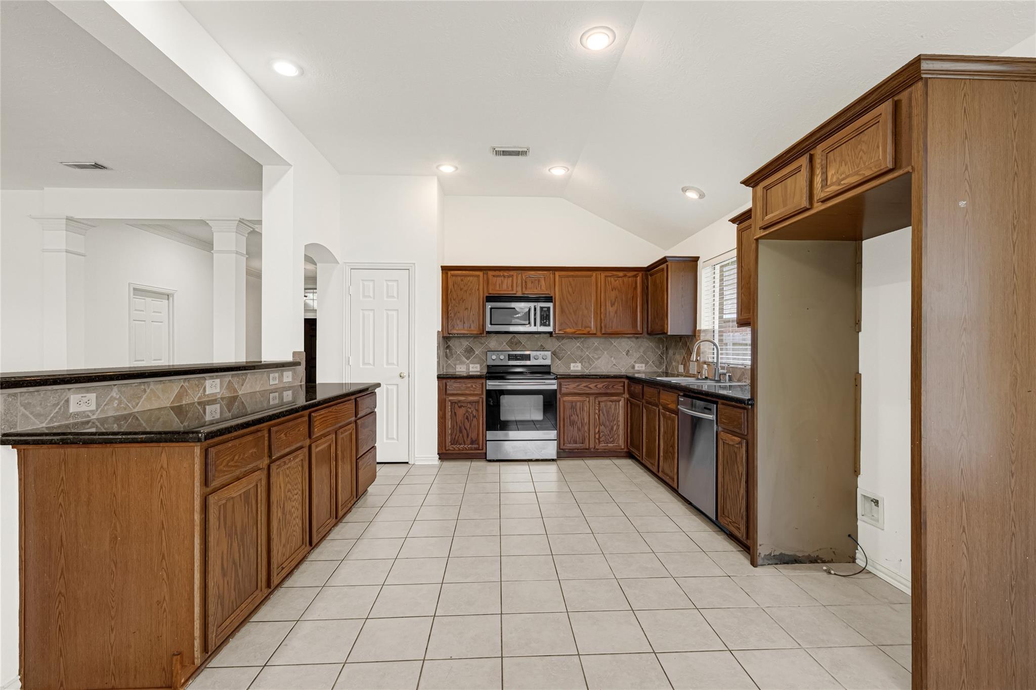 7102 Hollow Field Lane