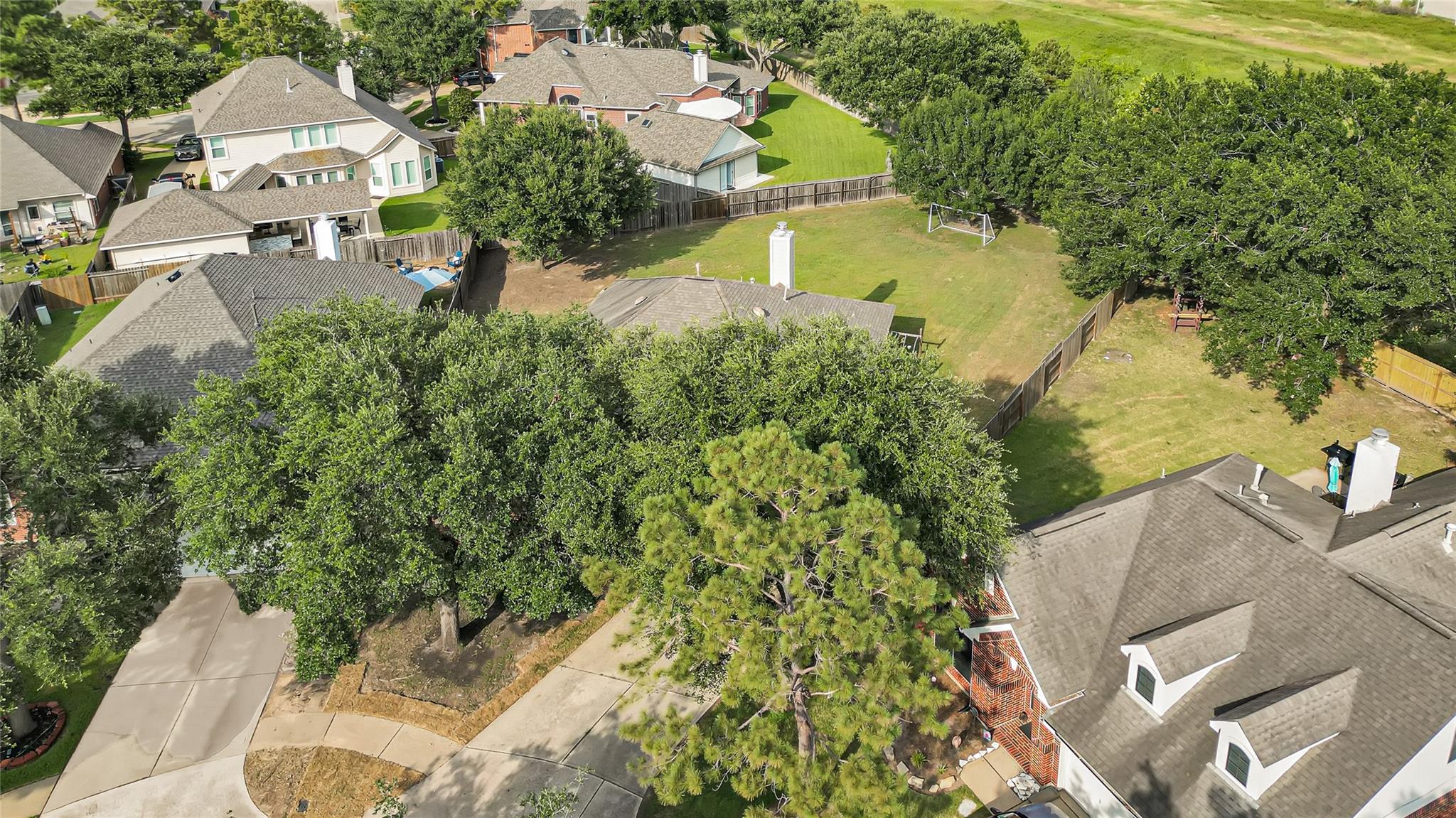 7102 Hollow Field Lane