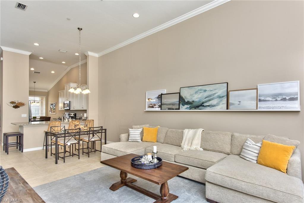 9377 Pocida CT # 204