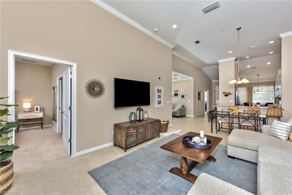 9377 Pocida CT # 204