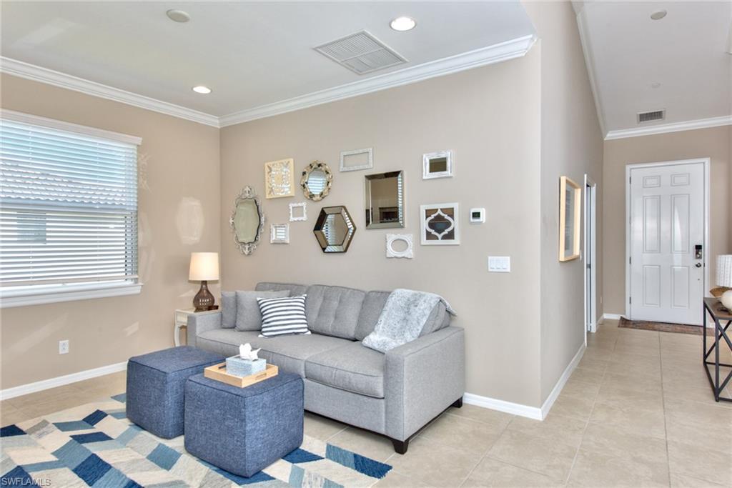 9377 Pocida CT # 204