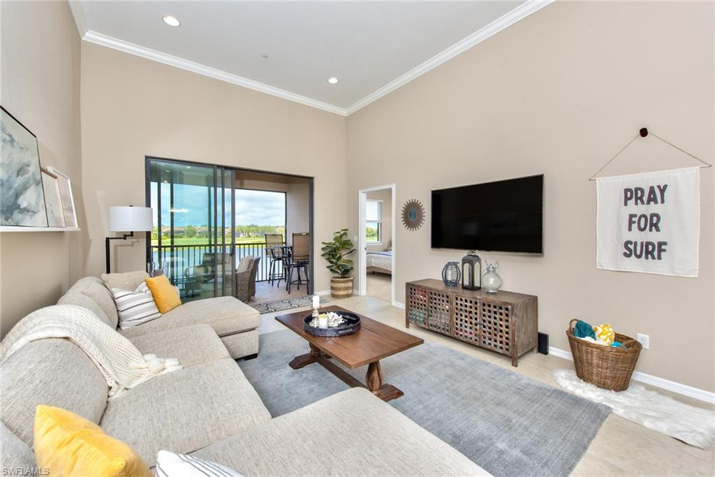 9377 Pocida CT # 204