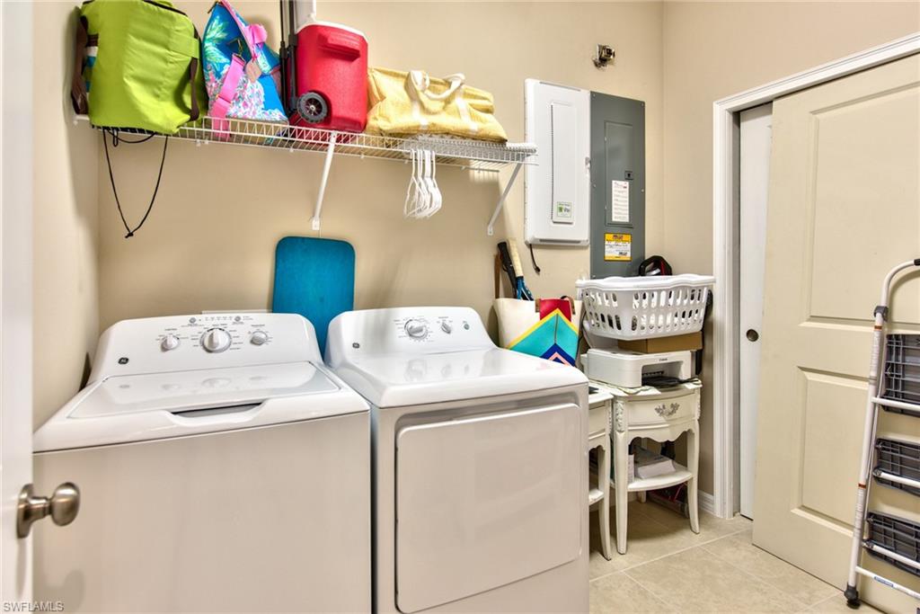 9377 Pocida CT # 204