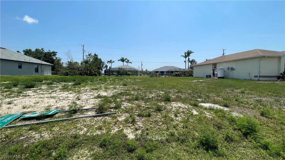 1702 Tropicana PKWY W