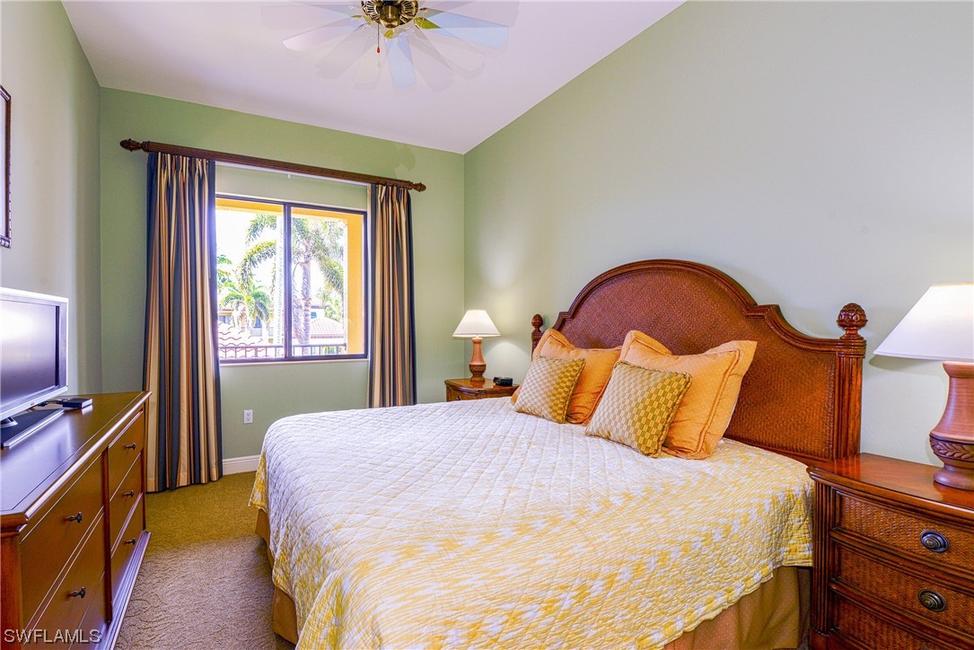 1035 Sandpiper ST F-202
