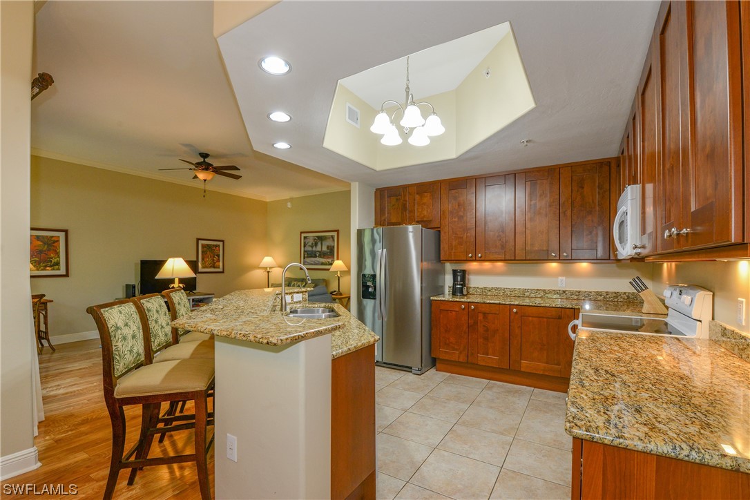 1035 Sandpiper ST F-202