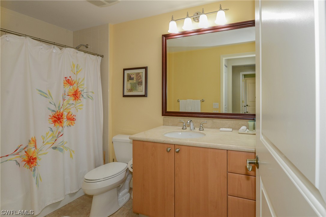 1035 Sandpiper ST F-202