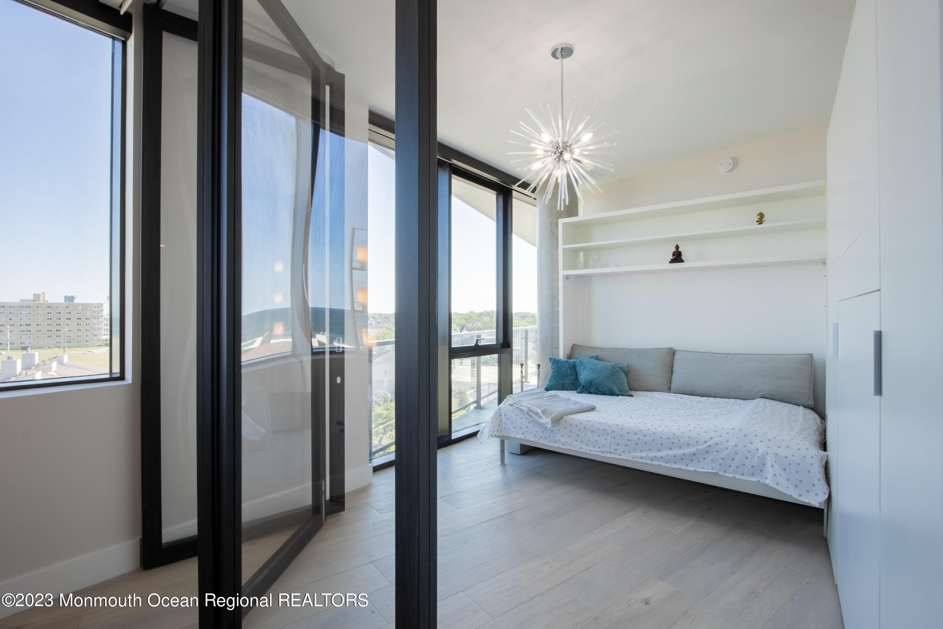 350 Ocean Avenue, 501