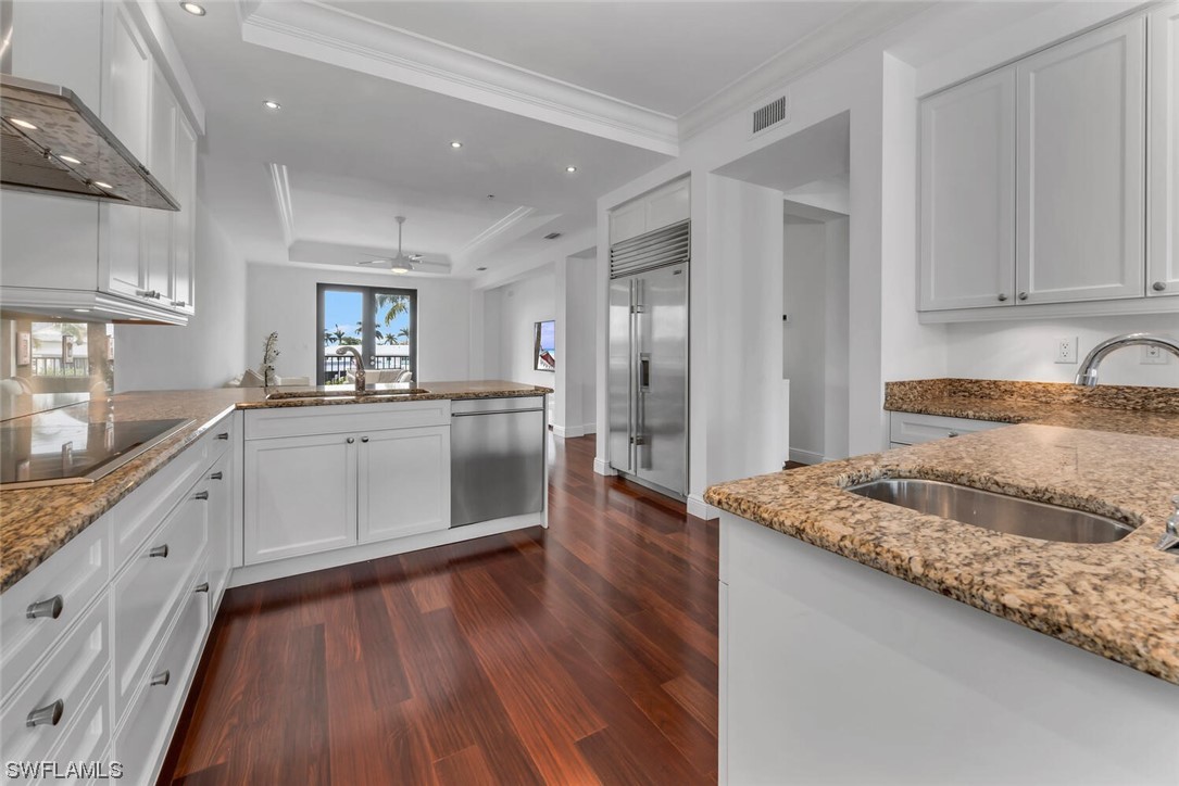 1530 5th AVE S C-208