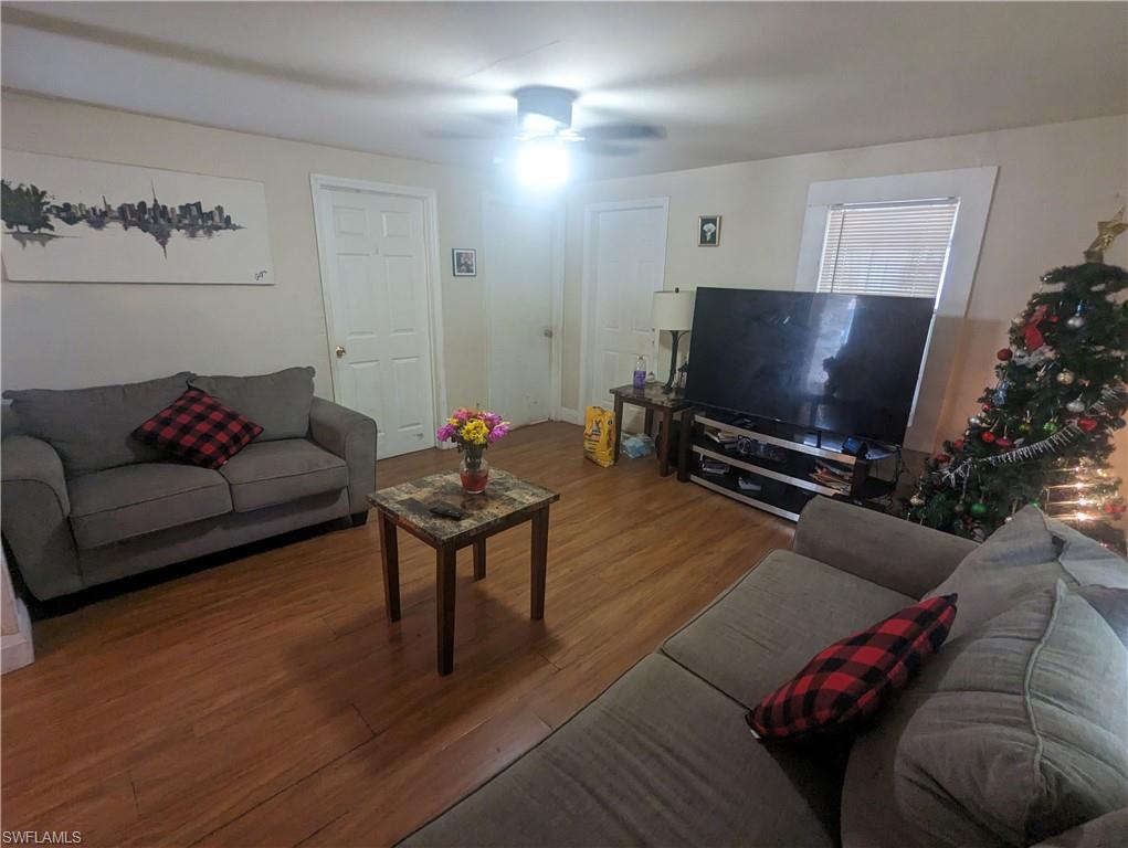 2146-2148 Willard ST