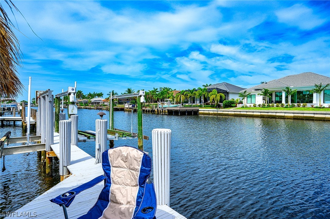 160 Shorecrest CT
